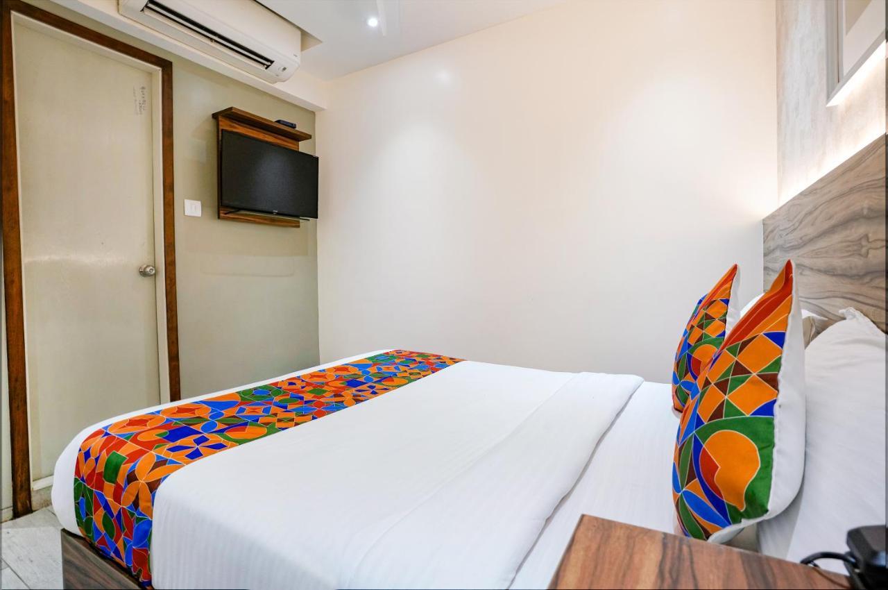 Готель Fabexpress The Dream Residency - Nr Mumbai International Airport Екстер'єр фото