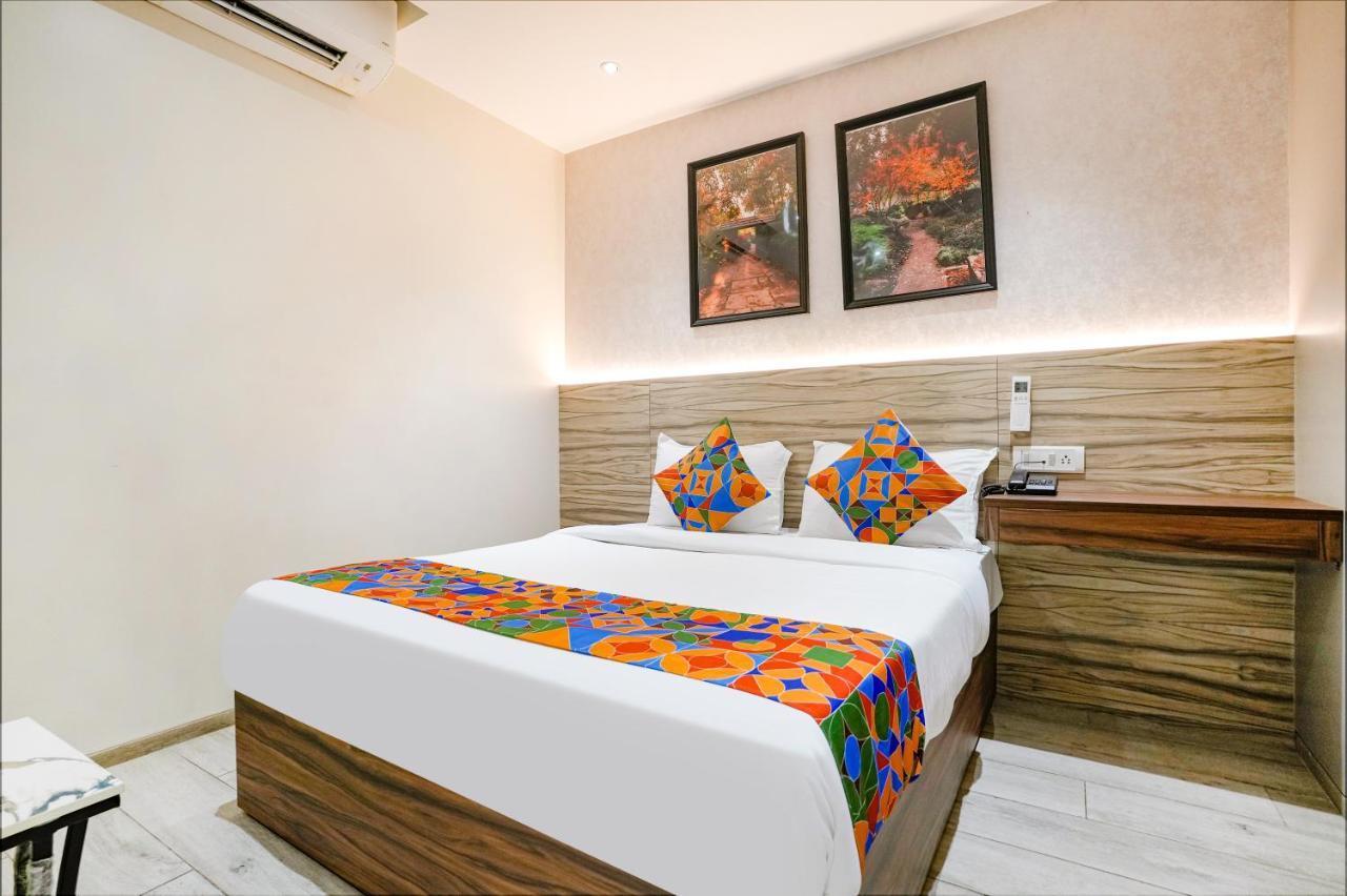 Готель Fabexpress The Dream Residency - Nr Mumbai International Airport Екстер'єр фото