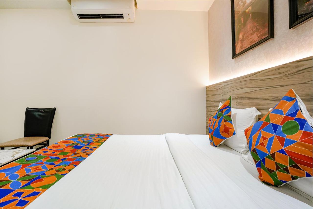 Готель Fabexpress The Dream Residency - Nr Mumbai International Airport Екстер'єр фото