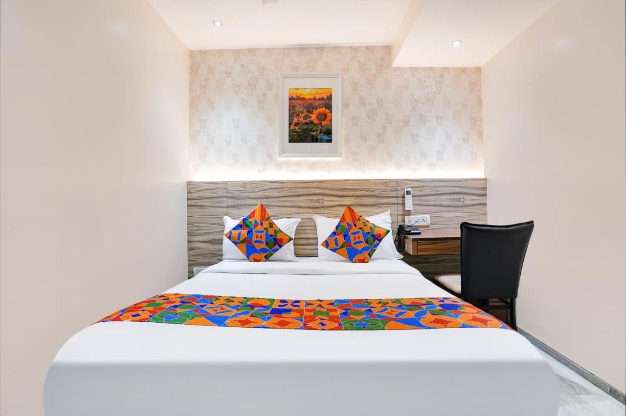 Готель Fabexpress The Dream Residency - Nr Mumbai International Airport Екстер'єр фото